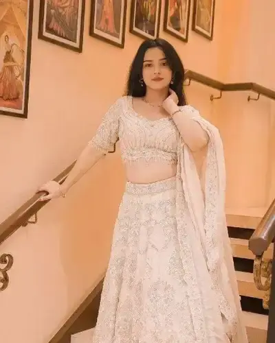 Escort Rae Bareli